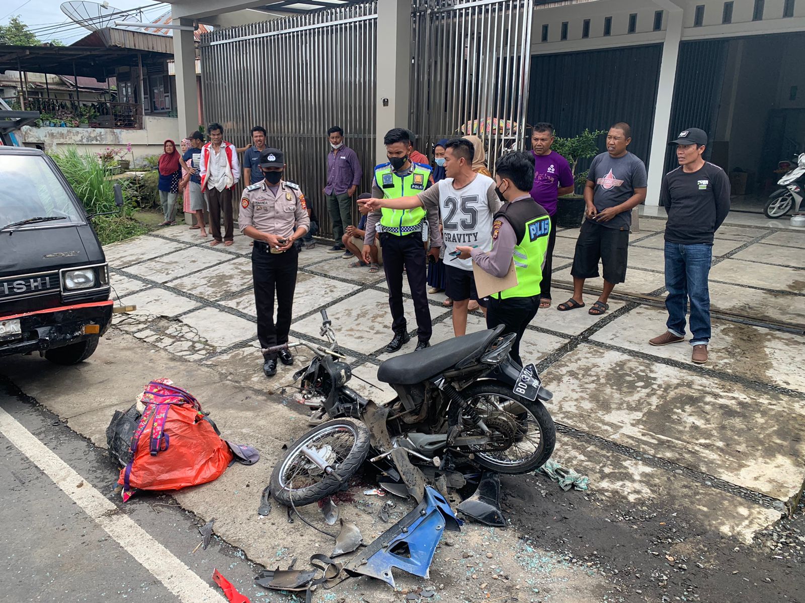 Tabrakan Beruntun, Dua Orang Meninggal