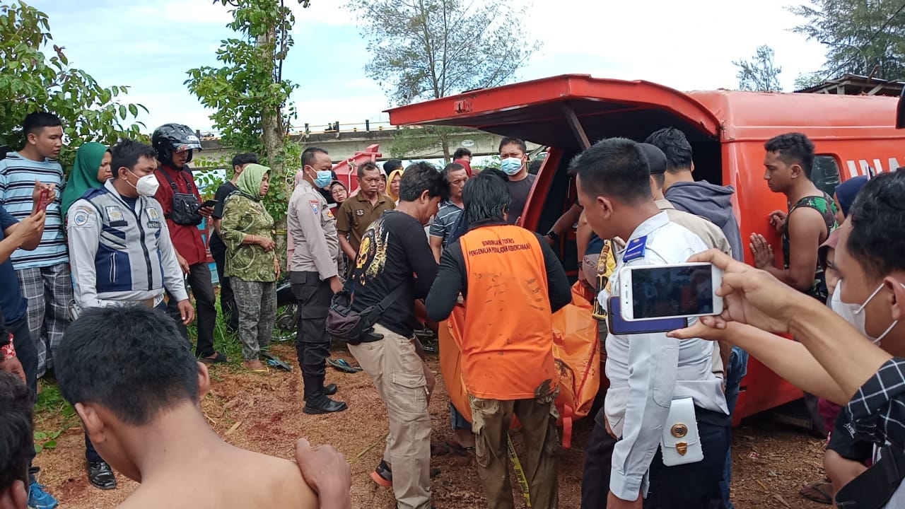 Penemuan Mayat di Sungai Kualo