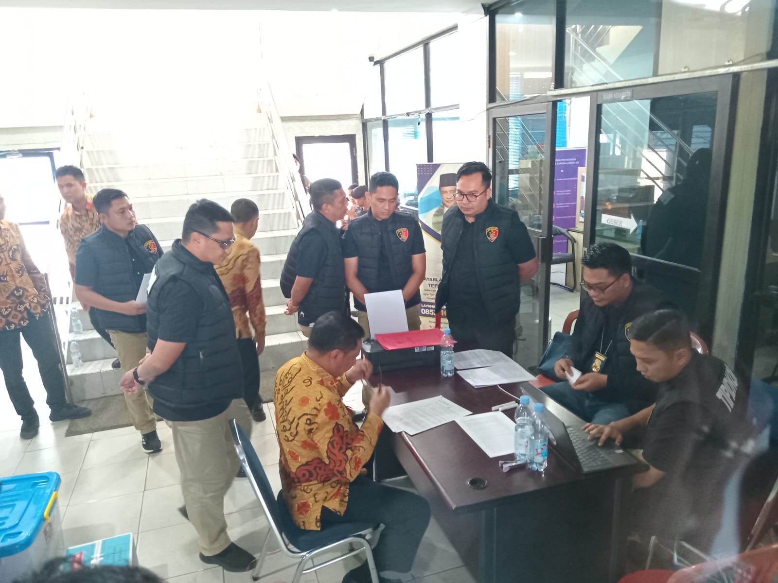 Polda Bengkulu Geledah Kantor PDAM, Sita Dokumen PHL dan Buku Harian Direktur