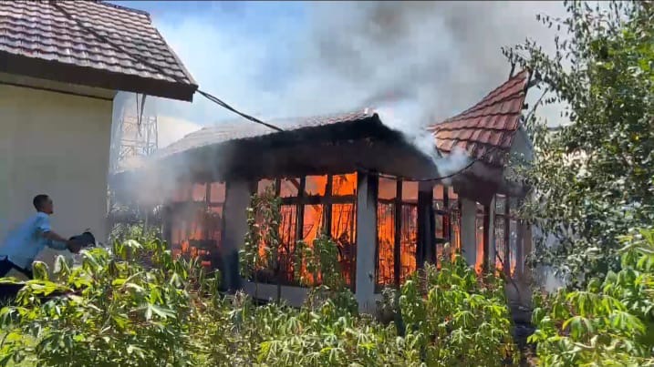 Si Jago Merah Hanguskan Gudang Bapelkes Bengkulu, Diduga Akibat Pembakaran Sampah