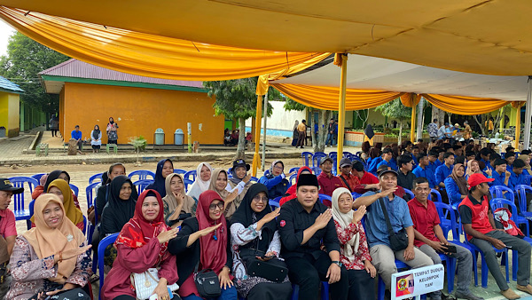 Andaru Pranata Kembali Salurkan Bantuan Alsintan untuk Petani di Bengkulu Utara