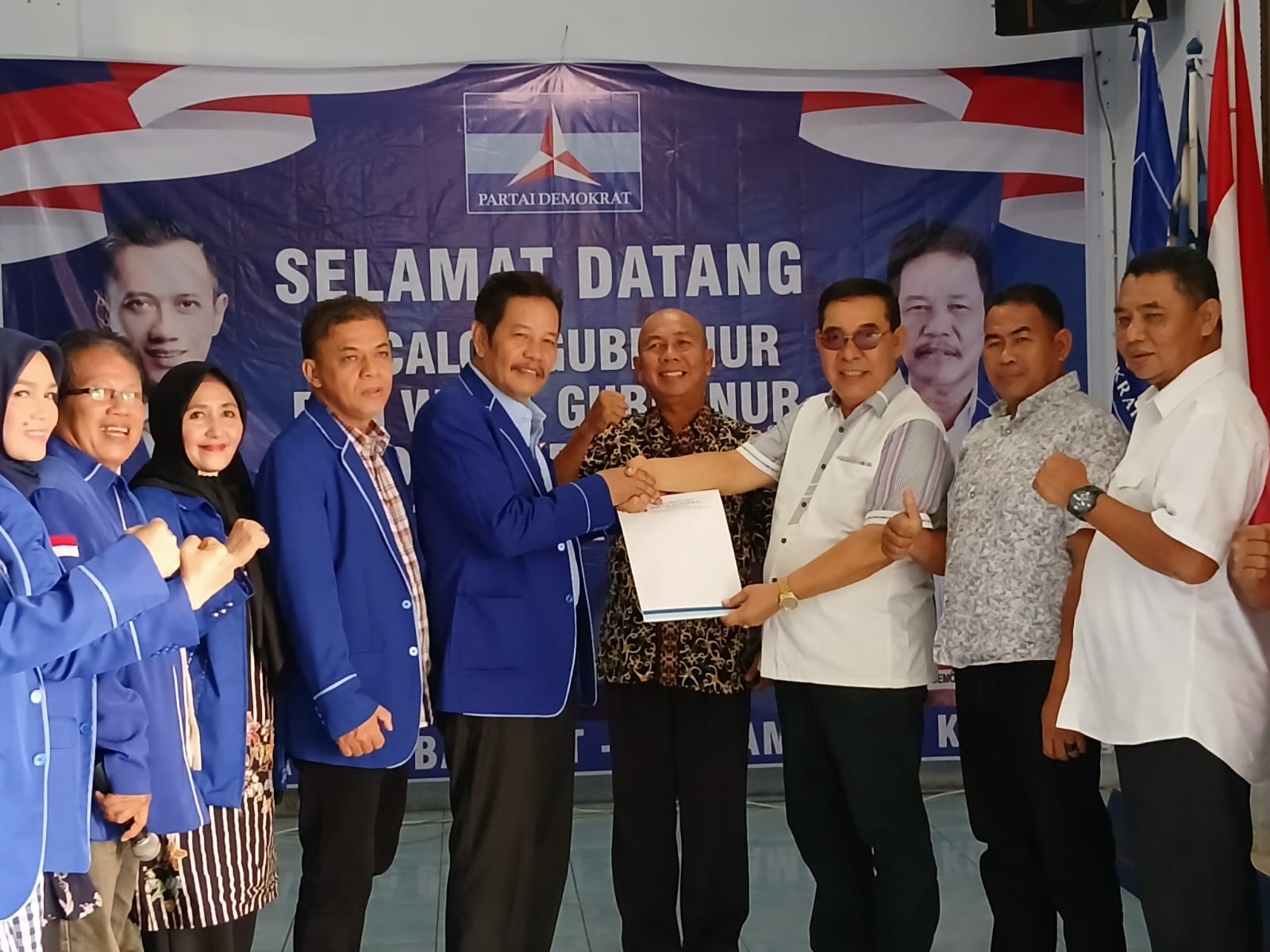 Ahmad Hijazi Antar Formulir Pendaftaran Calon Gubernur Bengkulu ke Partai Demokrat 