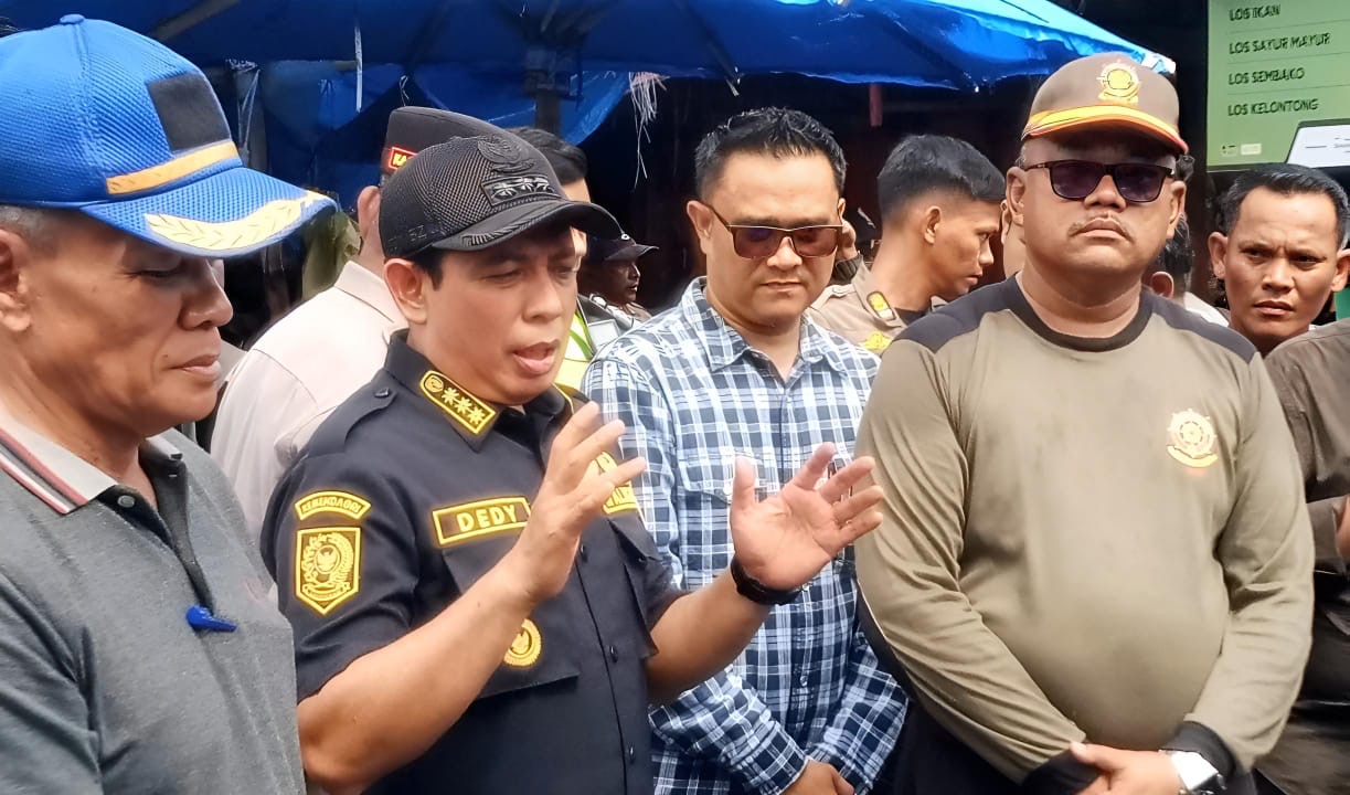 Temui Pedagang KZ Abidin, Walikota Bengkulu Minta Berjualan di Pasar Minggu dan PTM
