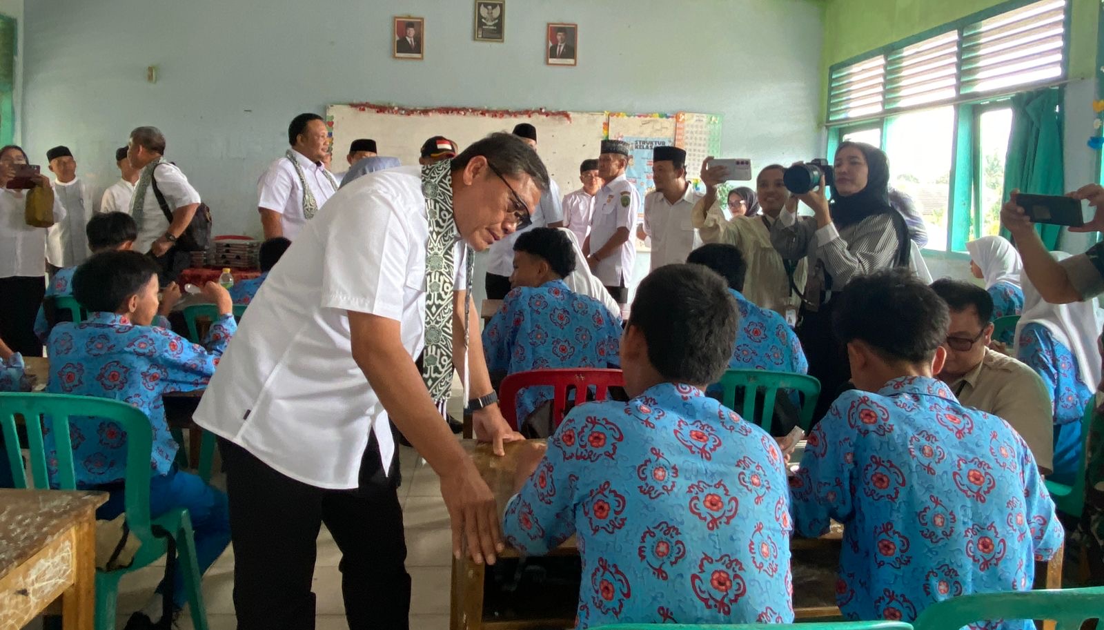 Kepala Staf Kepresidenan Soroti Dapur MBG di Bengkulu: Menunya Bagus, Tapi Dapur Belum Siap