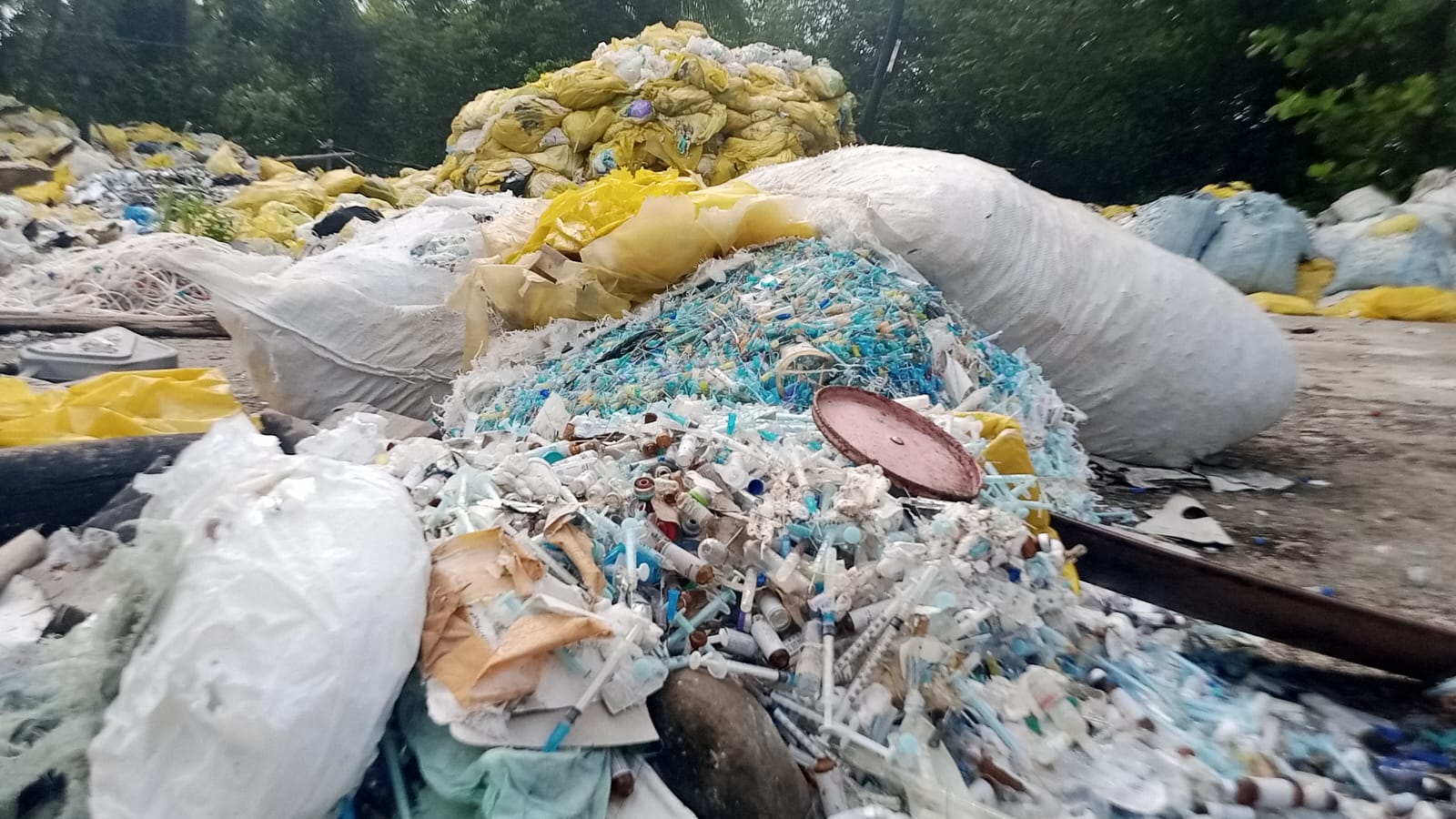 Limbah Medis 'Berbahaya' Dibuang Sembarangan, Ini Respon DLH Kota Bengkulu 