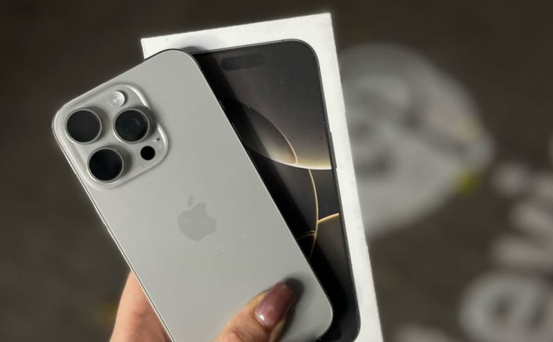 6 Daftar HP Tipis Terbaik 2026, Cocok untuk Aktivitas Sehari-hari