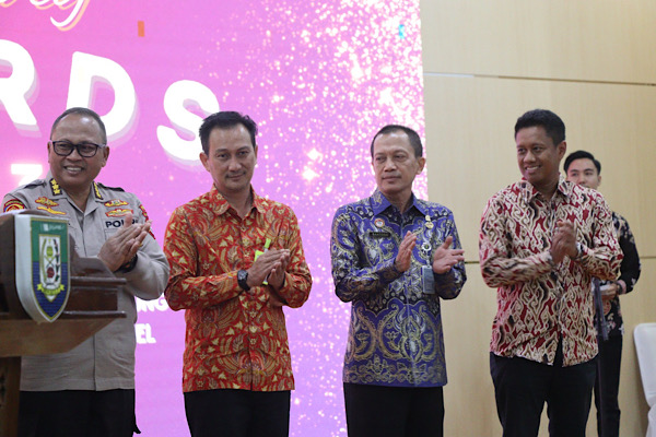 Kakanwil Kemenkumham Bengkulu Terima Penghargaan Treasury Awards 2023