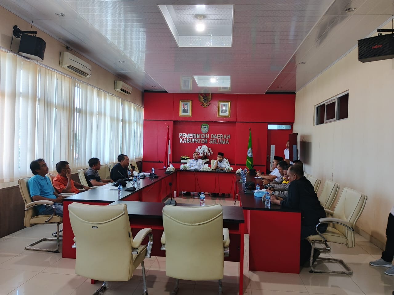 Audiensi dengan Kontraktor, Bupati Seluma Tegaskan Pembayaran Utang Proyek Tunggu Dana Bagi Hasil