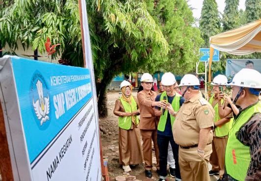 Pemkab Bengkulu Selatan Bangun Gedung Lab-TIK dan Fasilitas WC Modern di SMPN 2