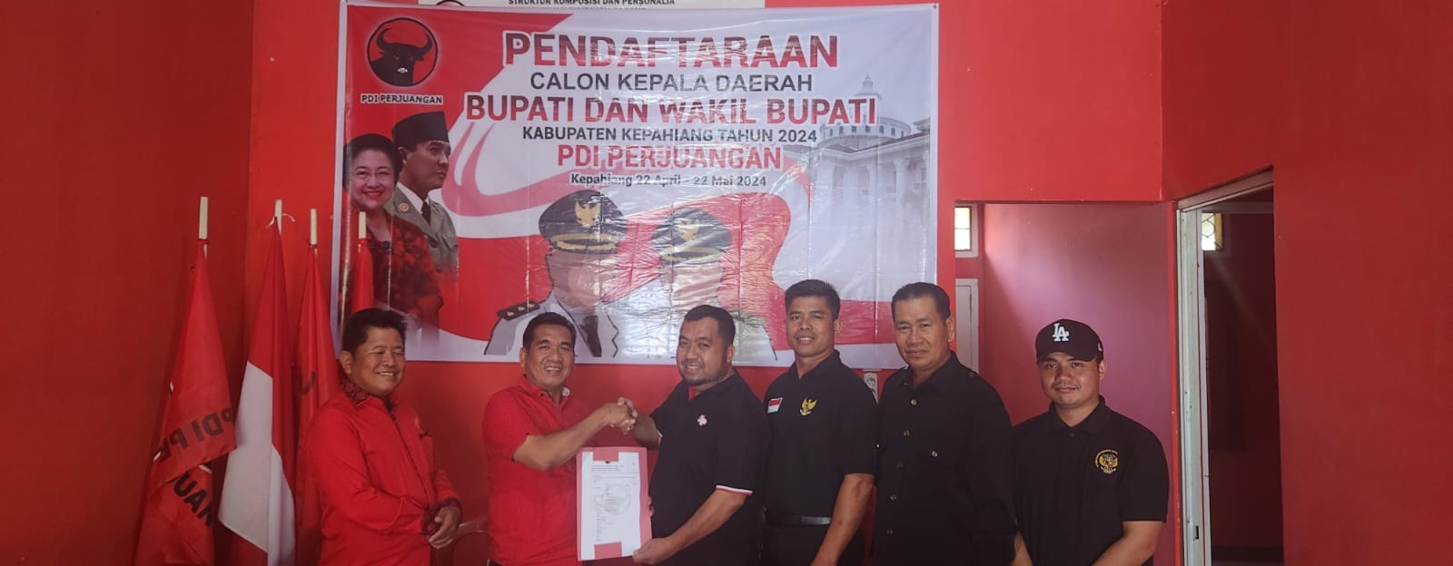 Mantan Kadis TPHP Provinsi Bengkulu Daftar Bakal Calon Bupati Kepahiang ke PDIP
