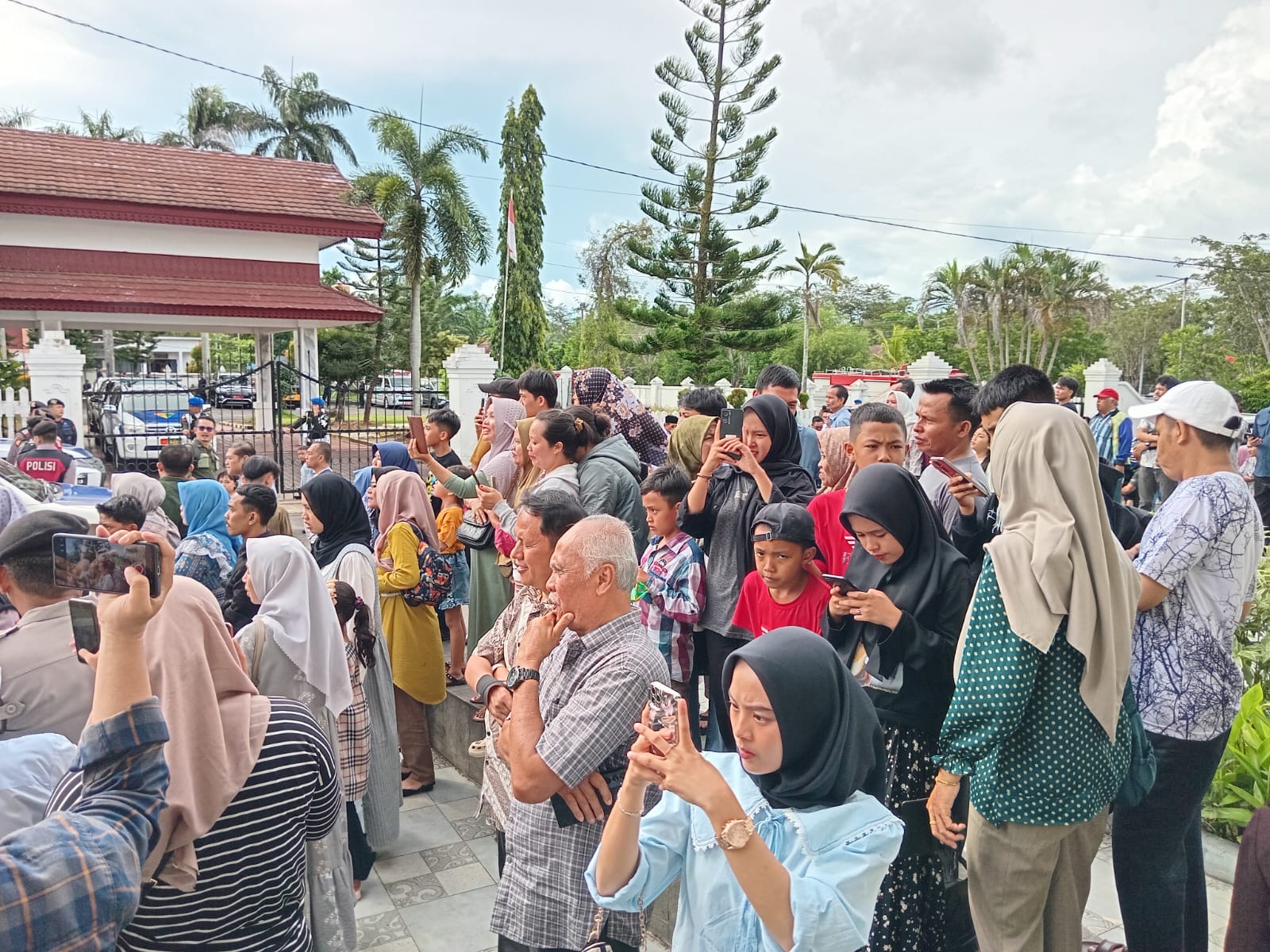 Hanya Jemput Ajudan Pribadi, Presiden Prabowo Buat Masyarakat Bengkulu Kecewa 