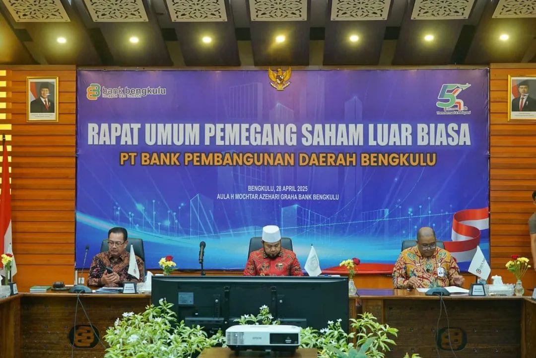Respons Keluhan Warga, Gubernur Helmi Tekan Saldo Minimum Bank Bengkulu