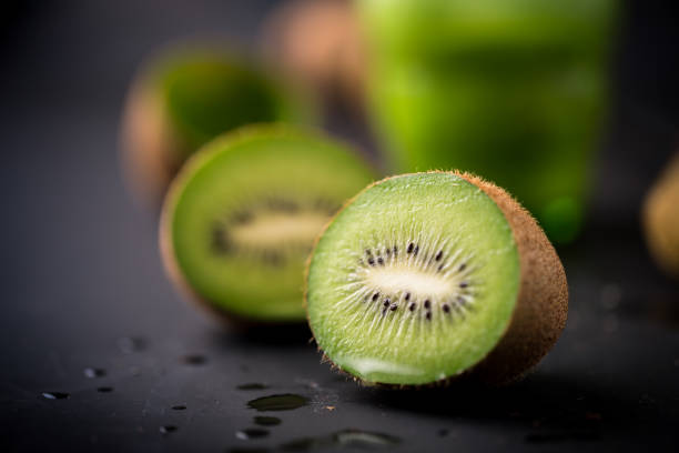 7 Manfaat Buah Kiwi bagi Anak, Ampuh Melawan Penyakit di Tubuh Kecilnya, Buruan Cek!