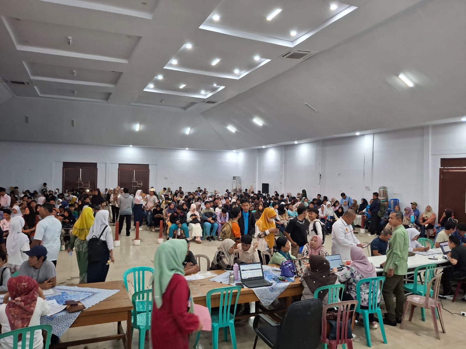 Dipadati Ratusan Wali Murid yang Protes, Disdikbud Bengkulu Perpanjang SPMB 2026 hingga 6 Juni