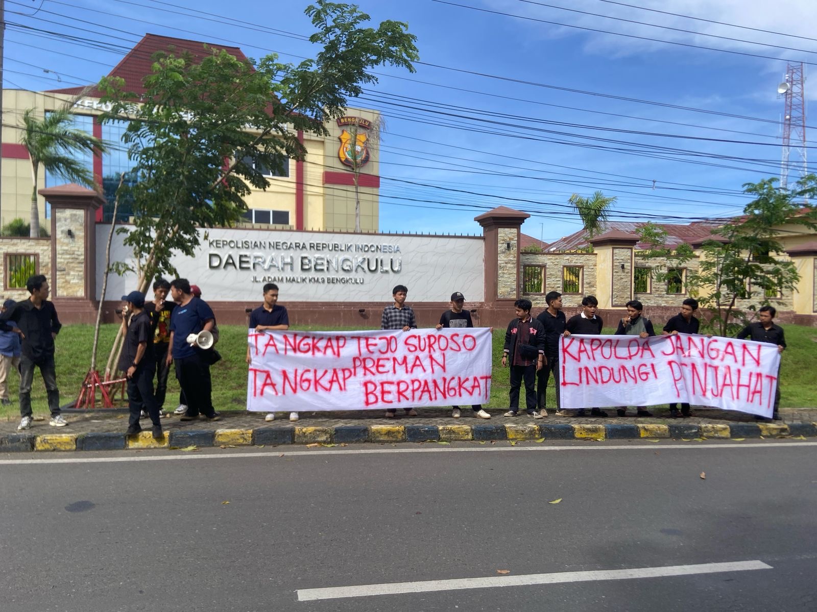 Koalisi Pemuda Peduli Keadilan Bengkulu Gelar Aksi: Soroti Kasus Peluru, Penembakan, dan Premanisme Berseragam