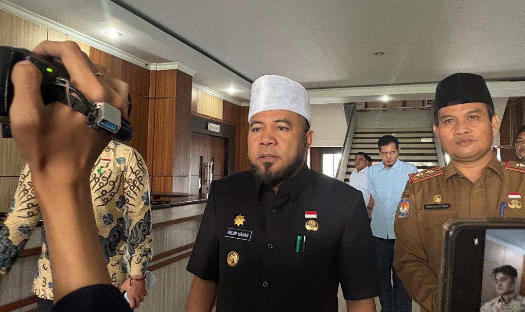Gubernur Helmi Hasan Berkantor di Pulau Enggano, Ini Agendanya