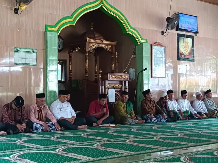 Wabup Seluma Awali Safari Ramadan di Masjid Al Muhtadin Desa Tumbuan