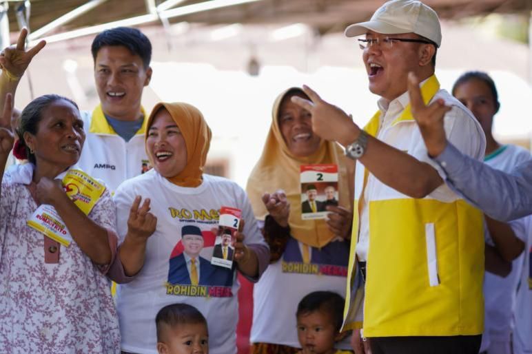 Warga Kaur Sebut Rohidin Mersyah Pemimpin yang Terbukti Berhasil