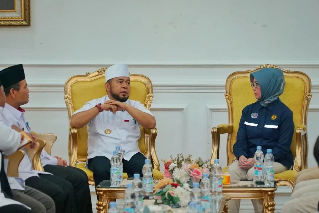 Gubernur Helmi Hasan Wacanakan Beli Pesawat untuk Daerah 3T