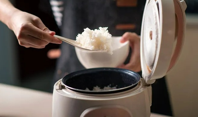 Bansos Rice Cooker Gratis Cair Hari Ini? Cek Jadwal Penyalurannya, Lengkap dengan Syarat Penerima