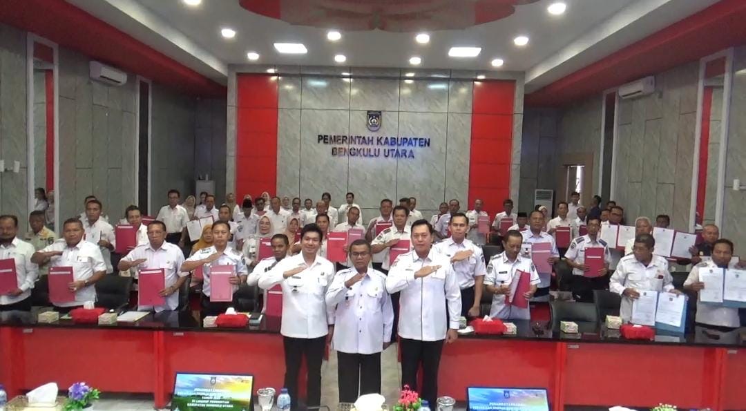 Tandatangan Perjanjian Kerja dan Pakta Integritas 2026, Bupati Bengkulu Utara Dorong OPD Berburu Program Pusat