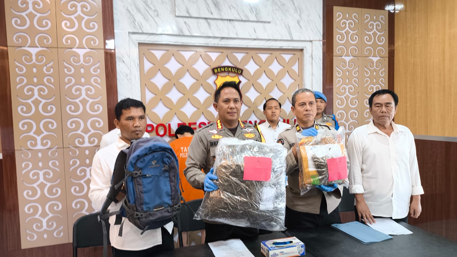 Polresta Bengkulu Berhasil Gagalkan Peredaran Ganja 6 Kilogram Asal Padang 