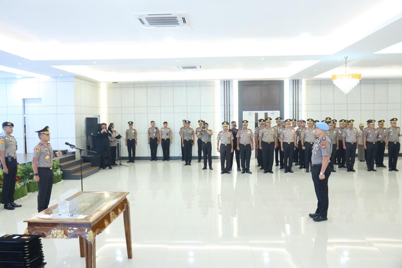 Kapolda Bengkulu Resmi Lantik Sejumlah PJU dan Kapolres