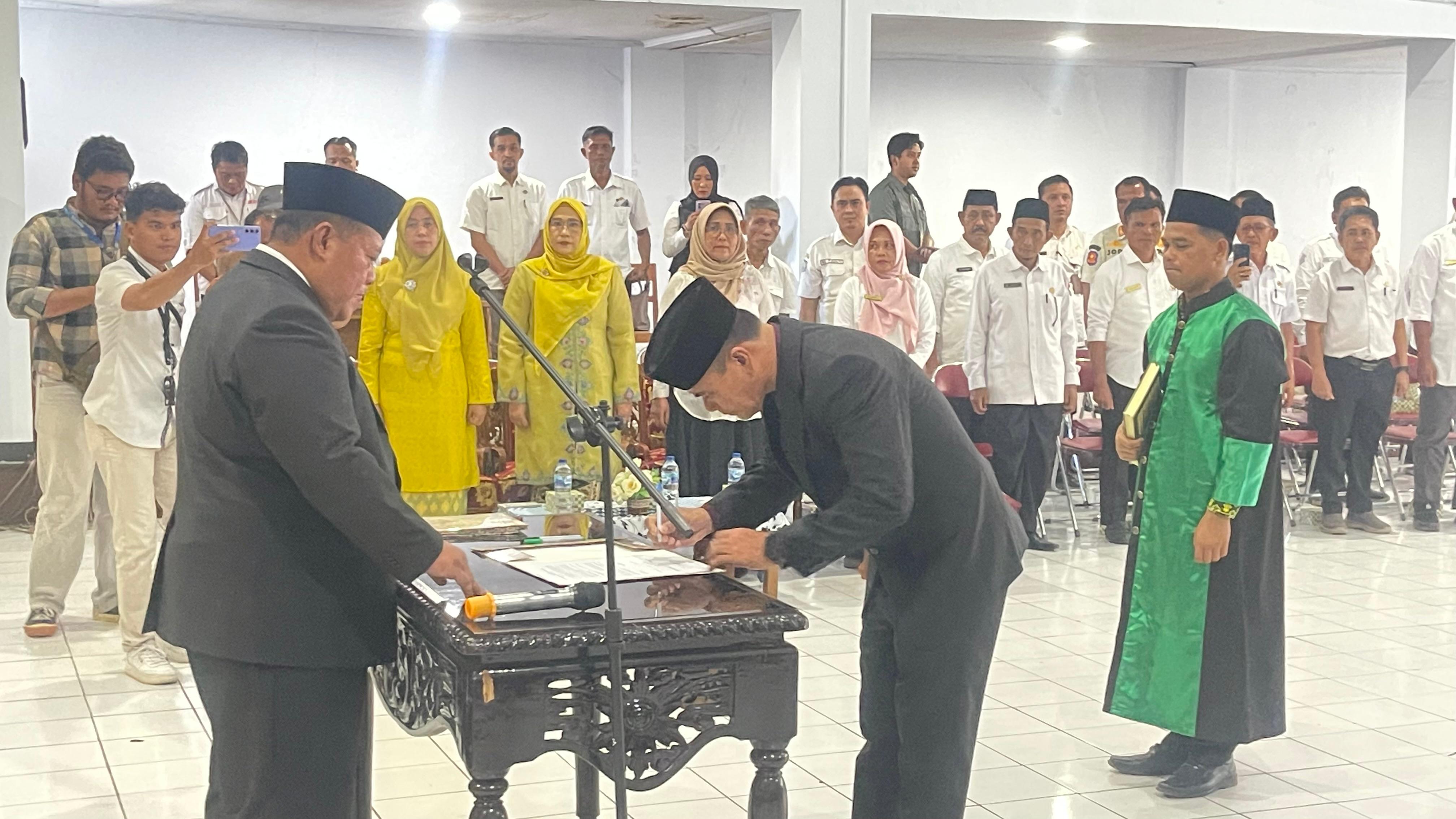 BREAKING NEWS: Marjohan Dilantik Sebagai Penjabat Sekda 