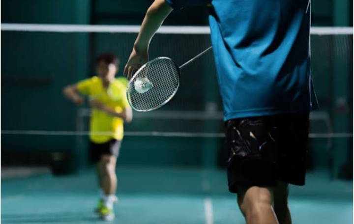 Pecinta Badminton Wajib Tahu, Berikut Manfaat Melakukan Olahraga Ini Secara Rutin!