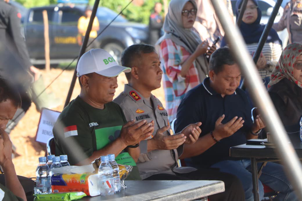 Program Ketahanan Pangan Berlanjut, Kapolda Bengkulu Tanam Jagung Kuartal IV di Kelurahan Surabaya