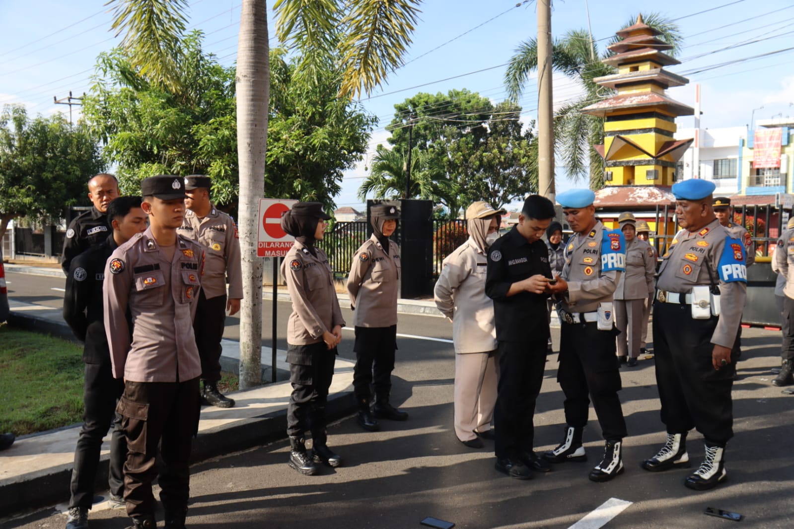 Polda Bengkulu Sidak Handphone Personel untuk Berantas Judi Online