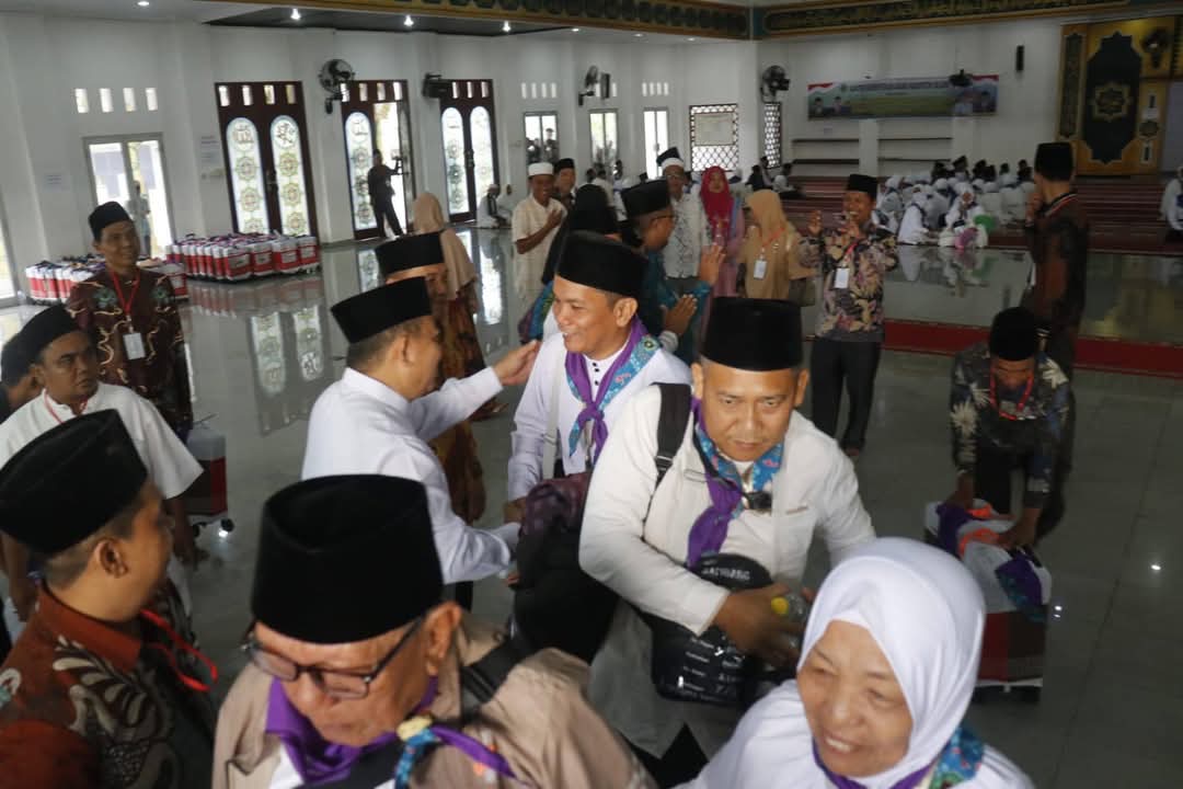 170 Calon Jemaah Haji Seluma Dilepas, Wabup Sampaikan Pesan Haru dan Harapan