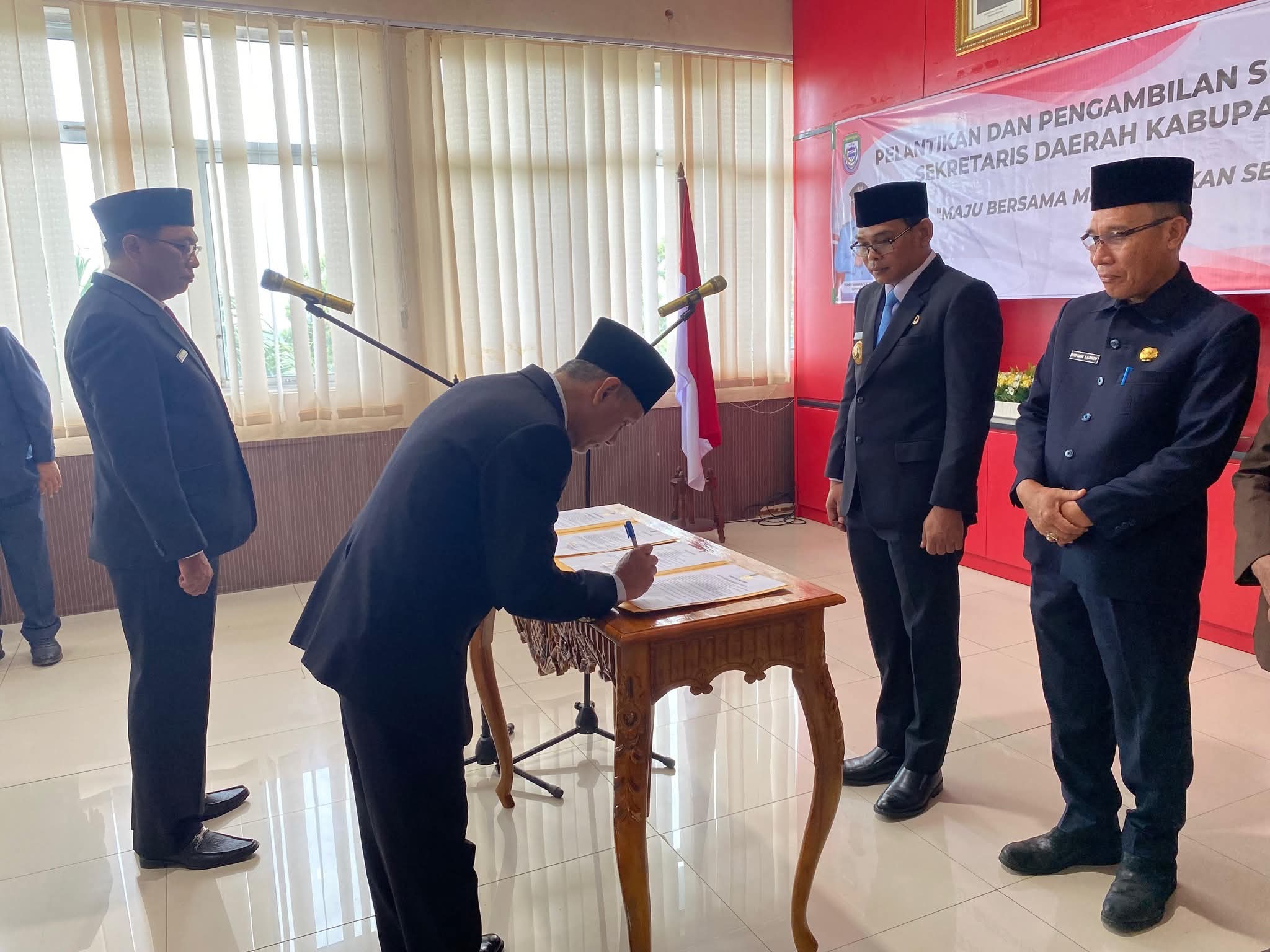 Tunjuk Sakti Bupati Seluma, Pengangkatan Kadis Dikbud Baru Belum Kantongi Izin BKN