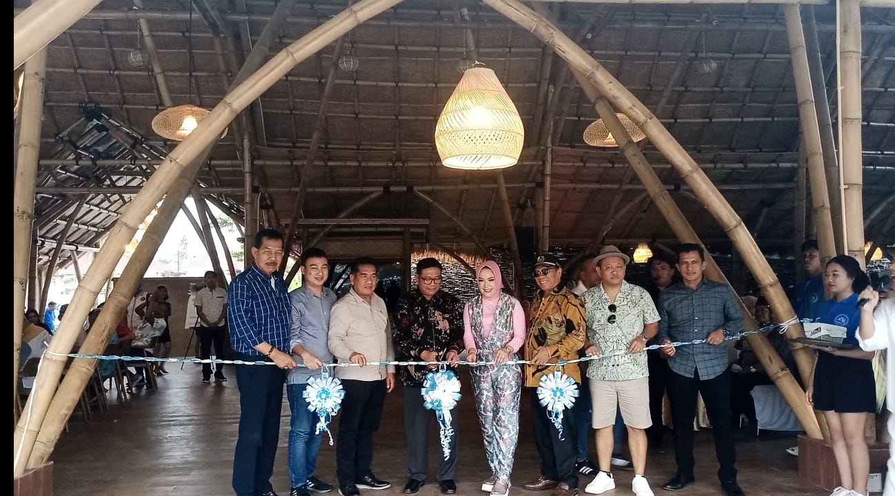 Rafflesia Beach Club Resmi Dibuka Untuk Umum, Tawarkan Sensasi Bersantai di Tepi Pantai