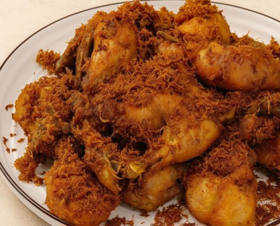 Enak dan Gurih, Cara Membuat Ayam Serundeng di Rumah,  Bumbunya Auto Meresap