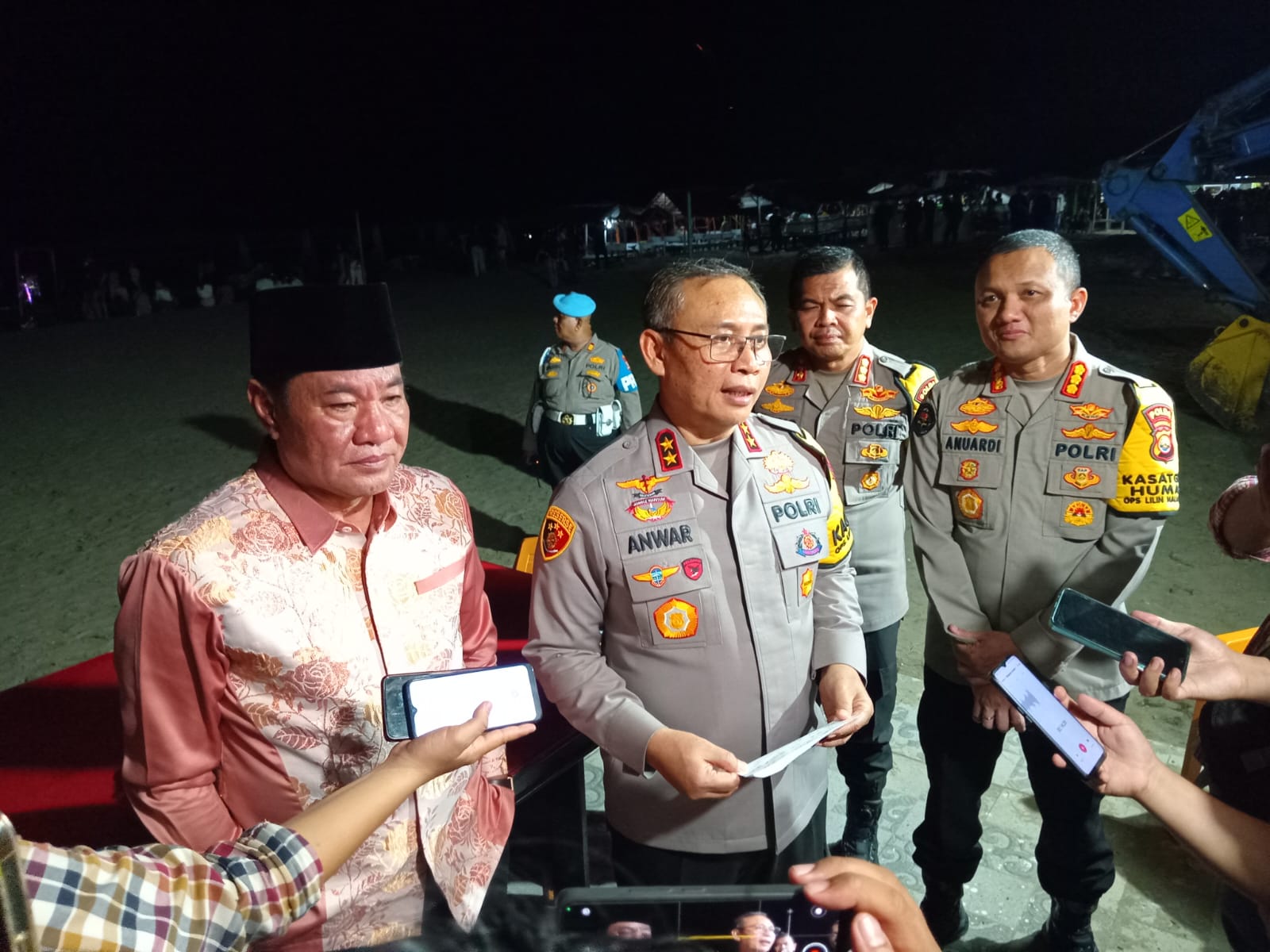 Malam Pergantian Tahun Berjalan Tertib dan Aman, Plt Gubernur dan Kapolda Beri Ucapan Selamat  