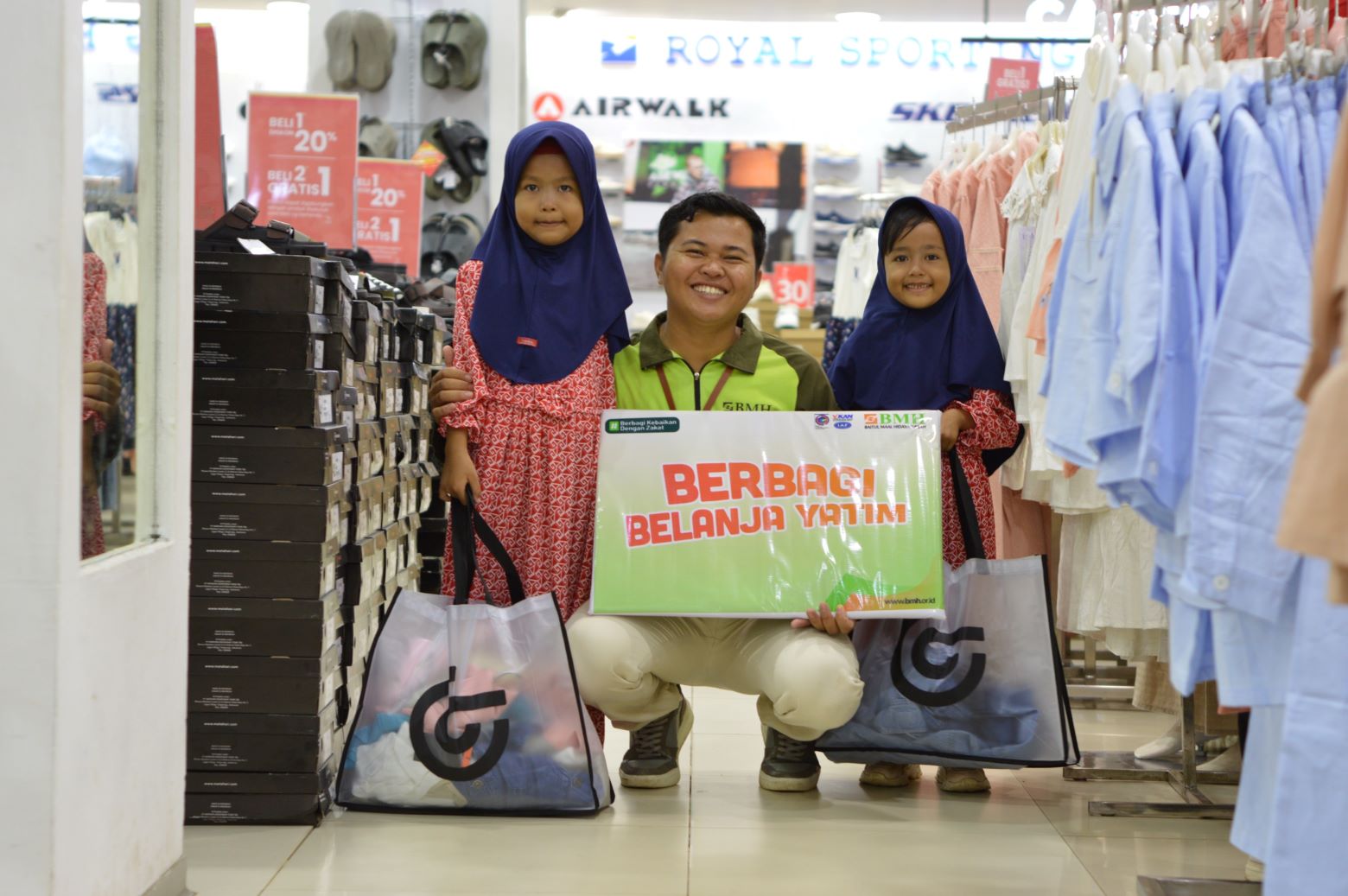 Laznas BMH Bengkulu dan Matahari Gelar Program Belanja Yatim di Bencoolen Mall