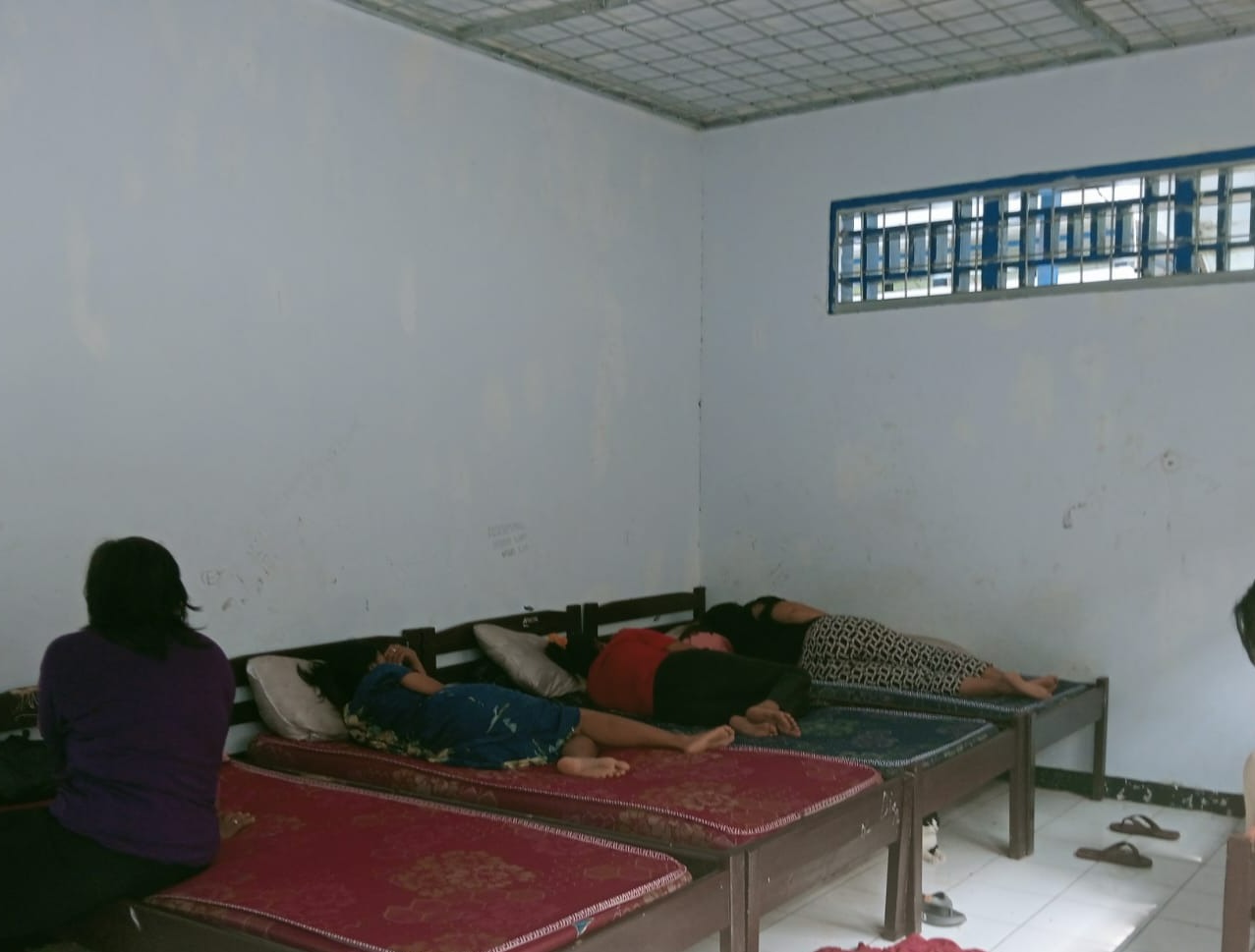 Terciduk Mangkal di Eks Terminal Pekan Sabtu, 5 Wanita Tuna Susila Diserahkan ke Dinsos