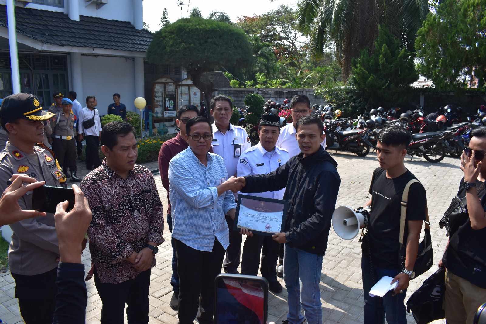 Kelompok Masyarakat Deklarasi Dukungan kepada KPU Provinsi Bengkulu Sambut Pemilu 2024
