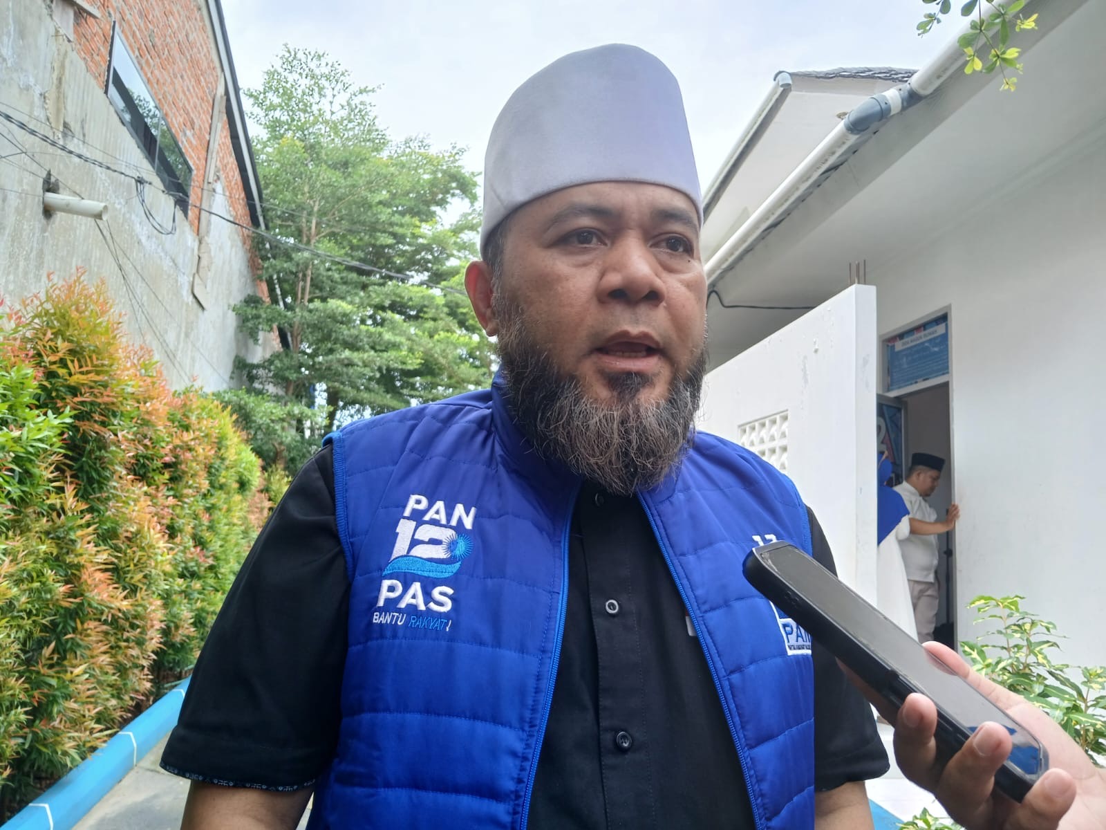 Gubernur Helmi Hasan Targetkan Pemulangan Korban TPPO dari Kamboja dalam Sebulan