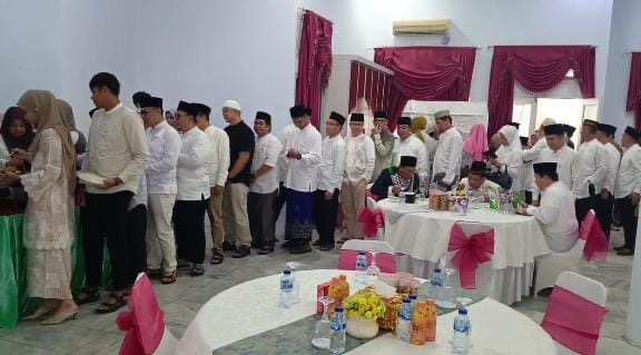 Usai Salat Idulfitri, Bupati Seluma Undang Masyrakat Hadiri Open House Lebaran di Rumdin