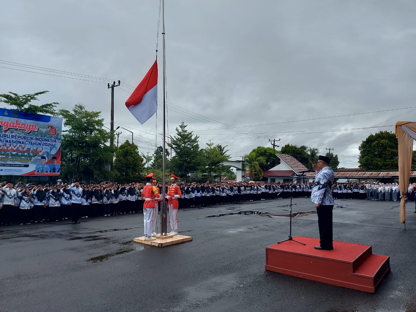 HUT PGRI ke-79, Pj Bupati Bengkulu Tengah TekaPentingnya Kualitas Guru Dalam Mencerdaskan Bangsa 