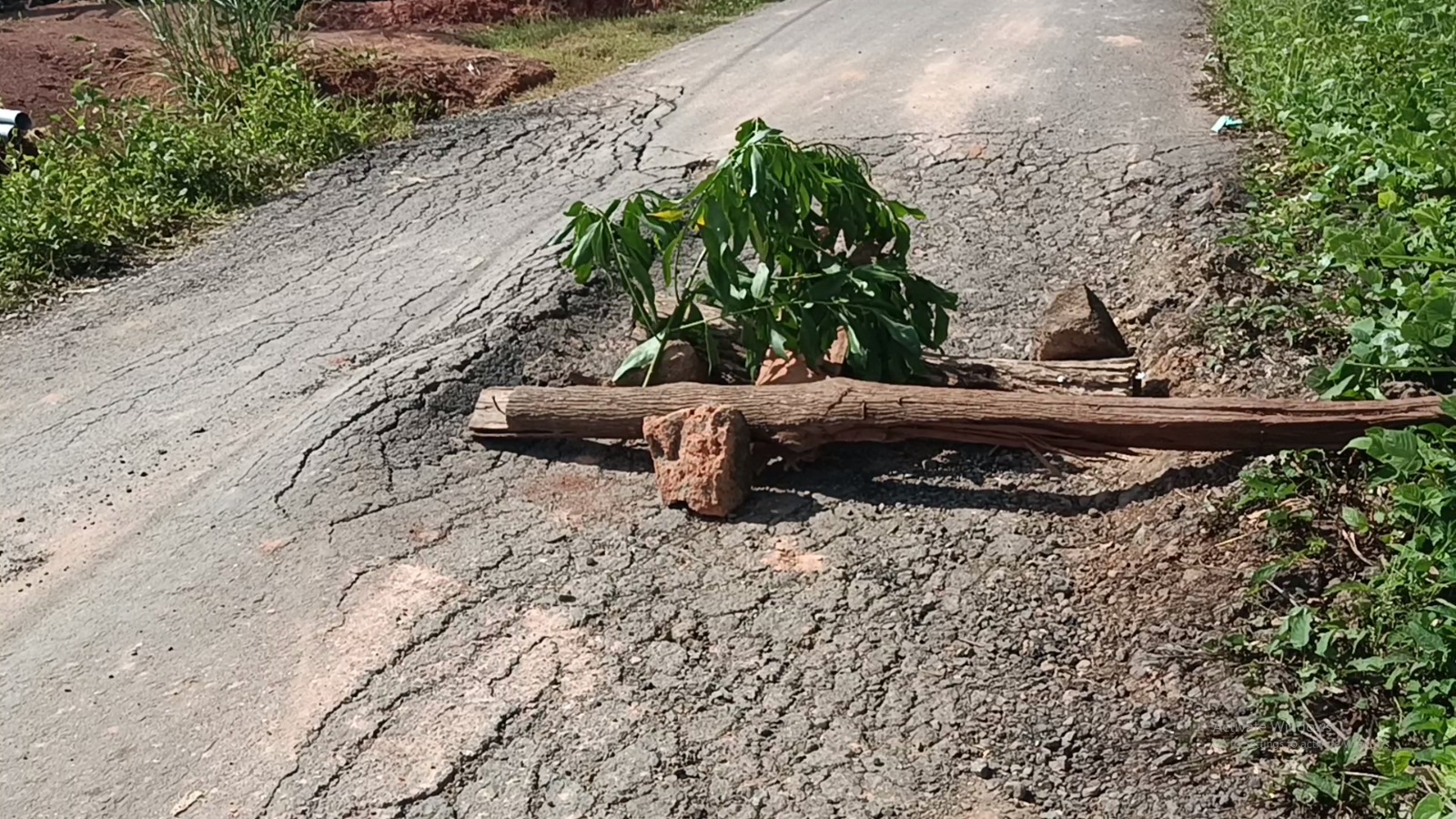 Jalan Eks Perumahan DPRD Kota di Blokade, Dewan Turun Tangan