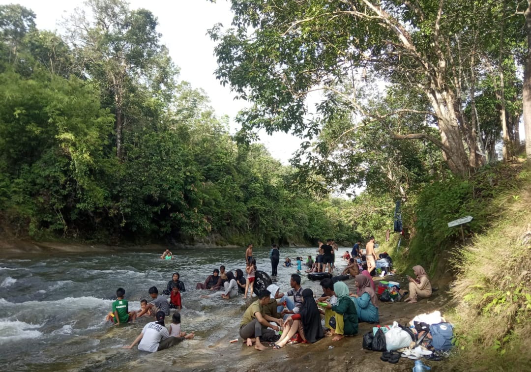 Hari Ketiga Lebaran, Objek Wisata Napal Jungur Seluma Dipenuhi Pengunjung