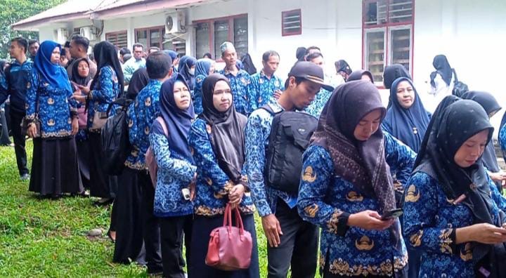 587 PPPK Bengkulu Utara Teken Perpanjangan Masa Perjanjian Kerja