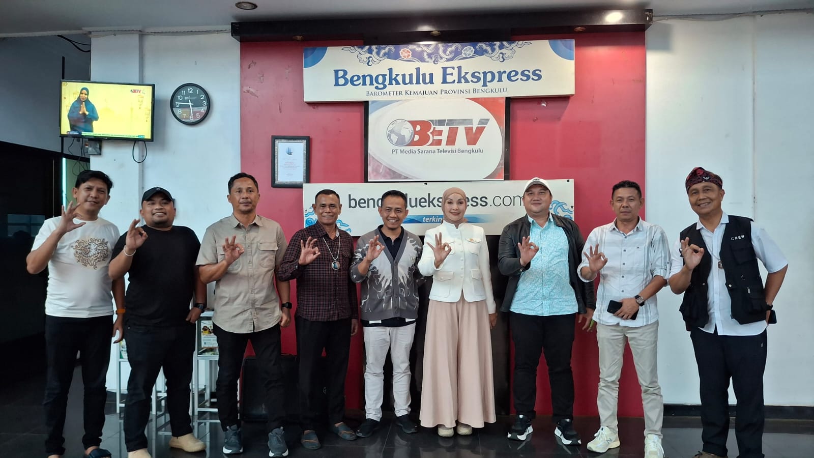 Kunjungi Graha Pena Bengkulu Ekspress, Erna Sari Dewi Ajak Media Bersinergi Majukan Sektor Pariwisata Bengkulu