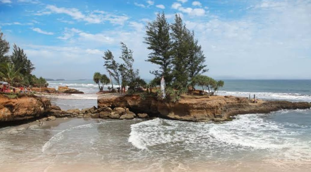 5 Wisata Pantai Paling Indah di Bengkulu yang Wajib Dikunjungi, Jangan Sampai Terlewat!
