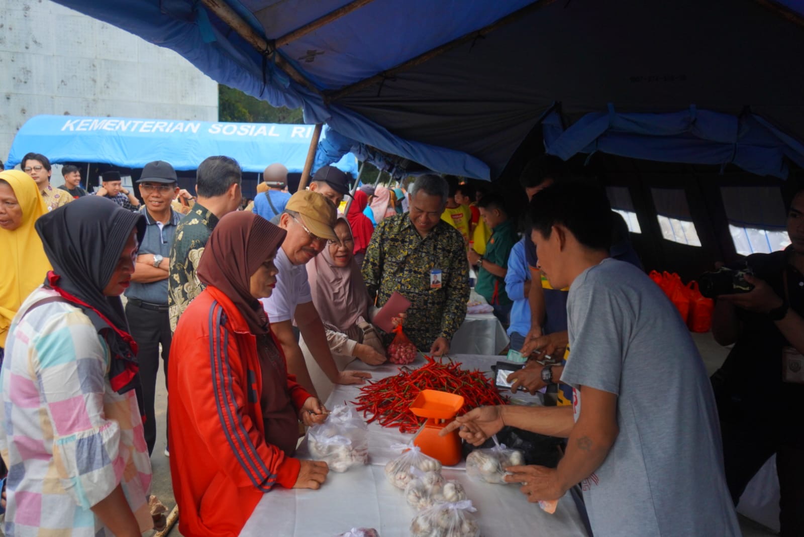 Sumardi Apresiasi Pelaksanaan Pasar Murah Pemerintah Provinsi Bengkulu Jelang Idul Adha