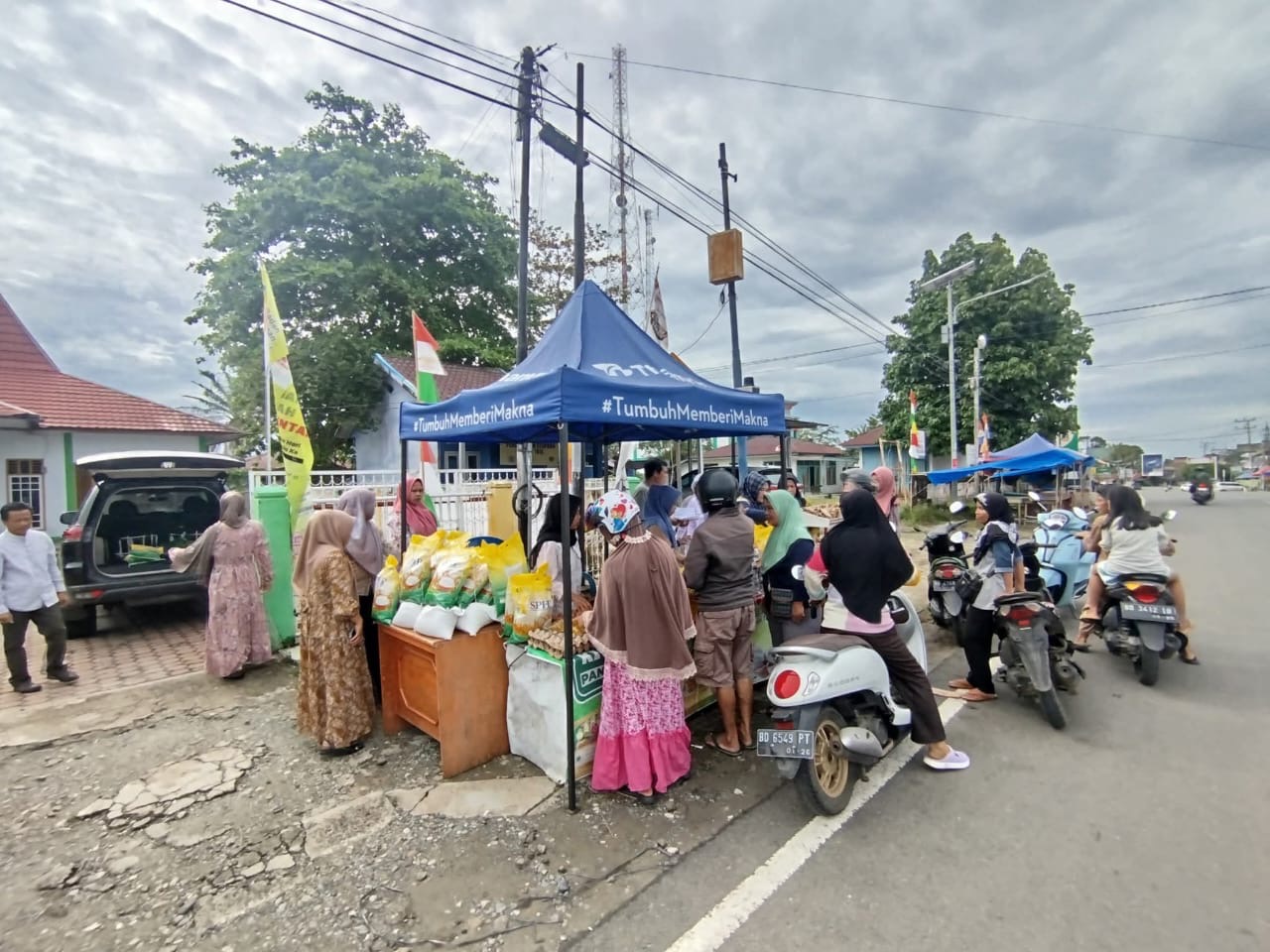 Jaga Stabilitas Harga, DKP Seluma Hadirkan Kios Pangan Murah di Alun-alun Tais