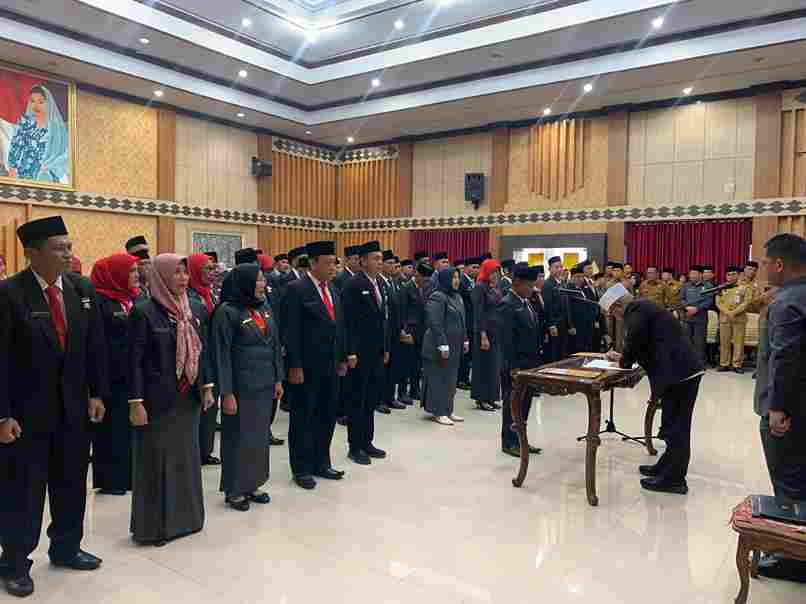 50 Pejabat Eselon II hingga IV di Pemprov Bengkulu Dilantik, Ini Pesan Gubernur Helmi Hasan